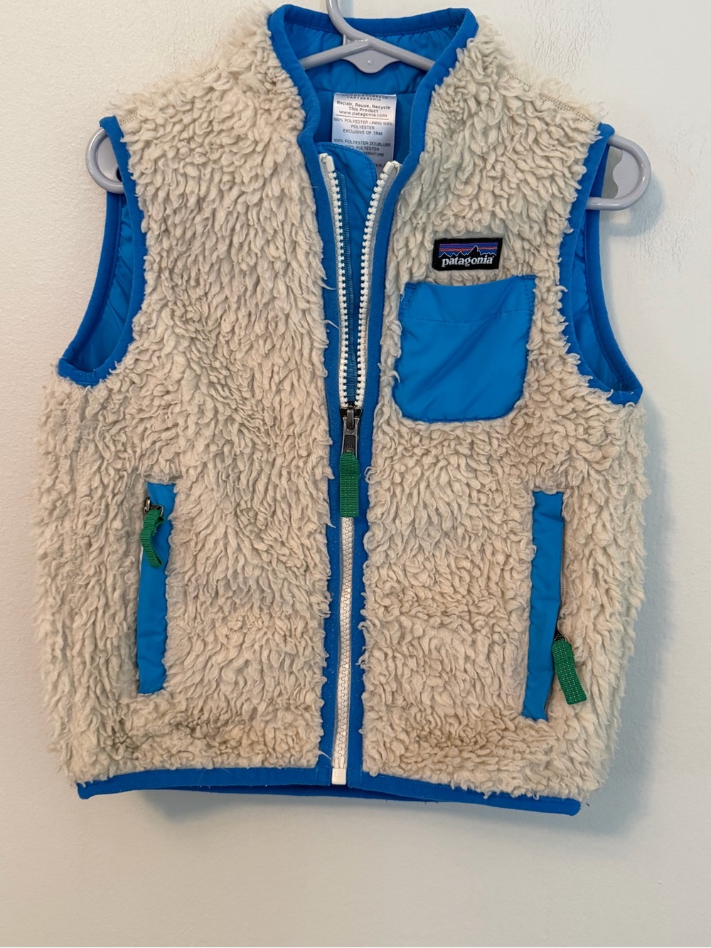 Patagonia Kids Cream Sherpa Vest with Blue Trim